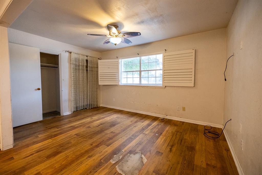 3813 Nw 66th Street Property Photo 18