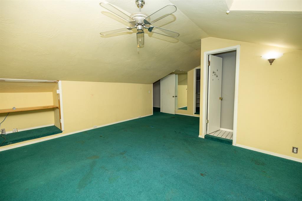 3813 Nw 66th Street Property Photo 39