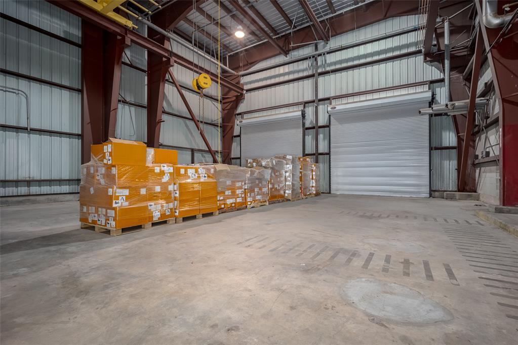 425 W Airport Road Property Photo 19