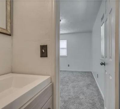 809 Englewood Road Property Photo 10