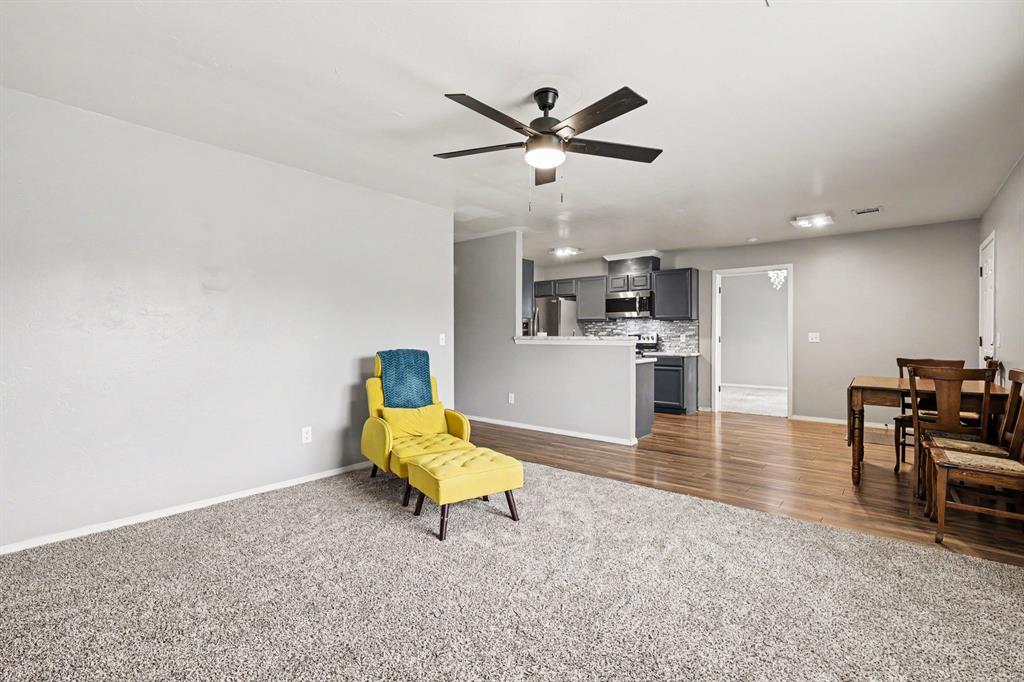 7308 Park Meadow Drive Property Photo 6
