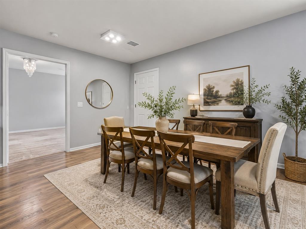 7308 Park Meadow Drive Property Photo 10
