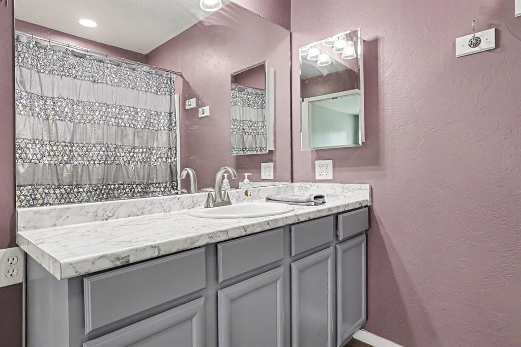 7308 Park Meadow Drive Property Photo 18