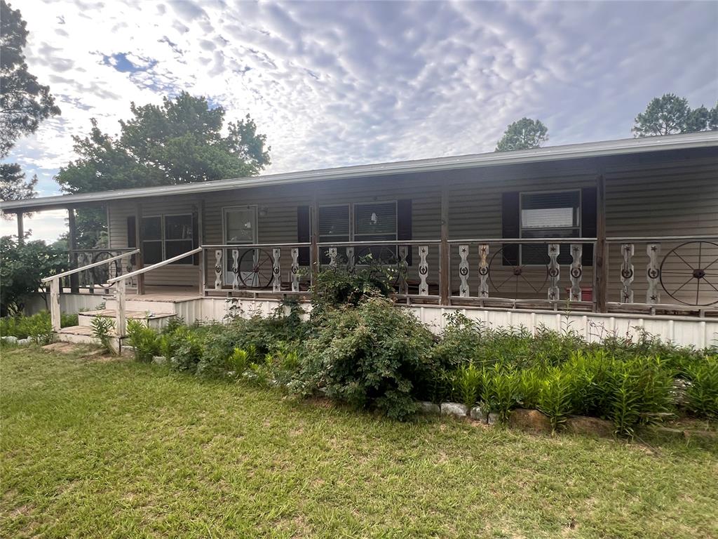 8102 E 1545 Road Property Photo 2