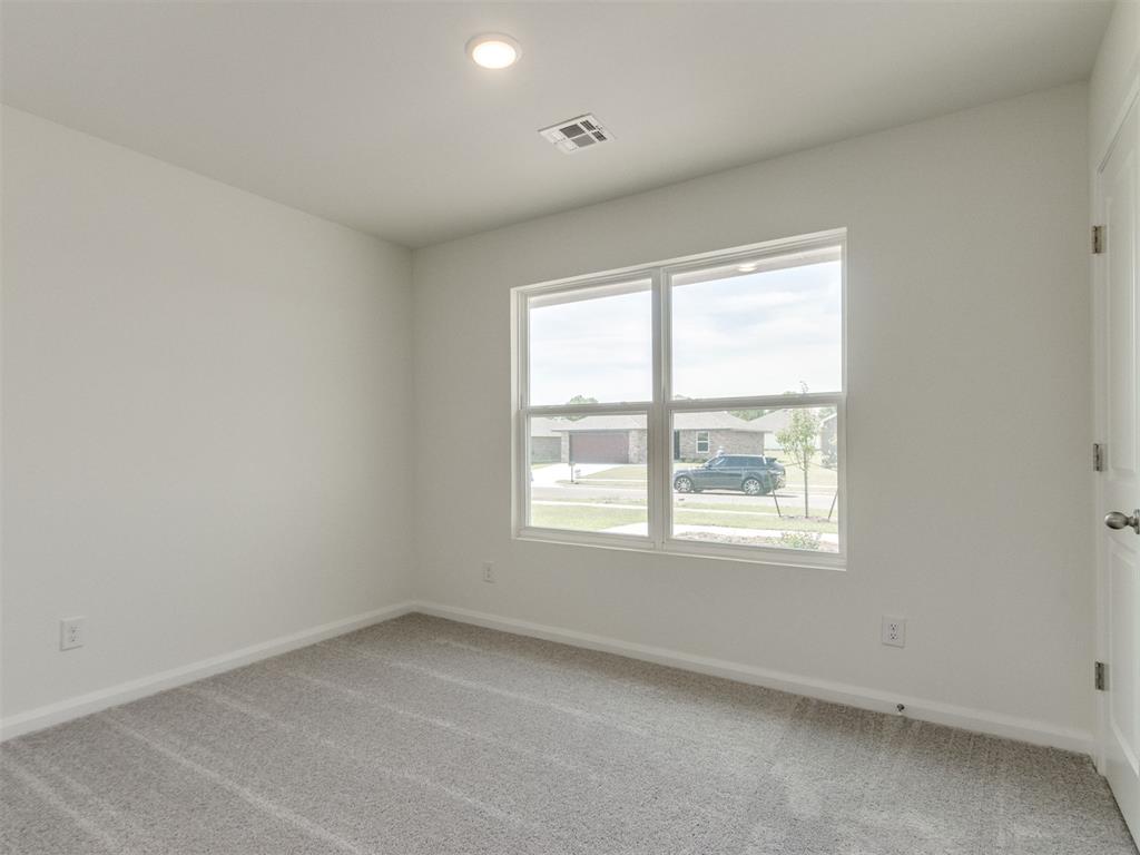 920 Hazy Brook Circle Property Photo 24