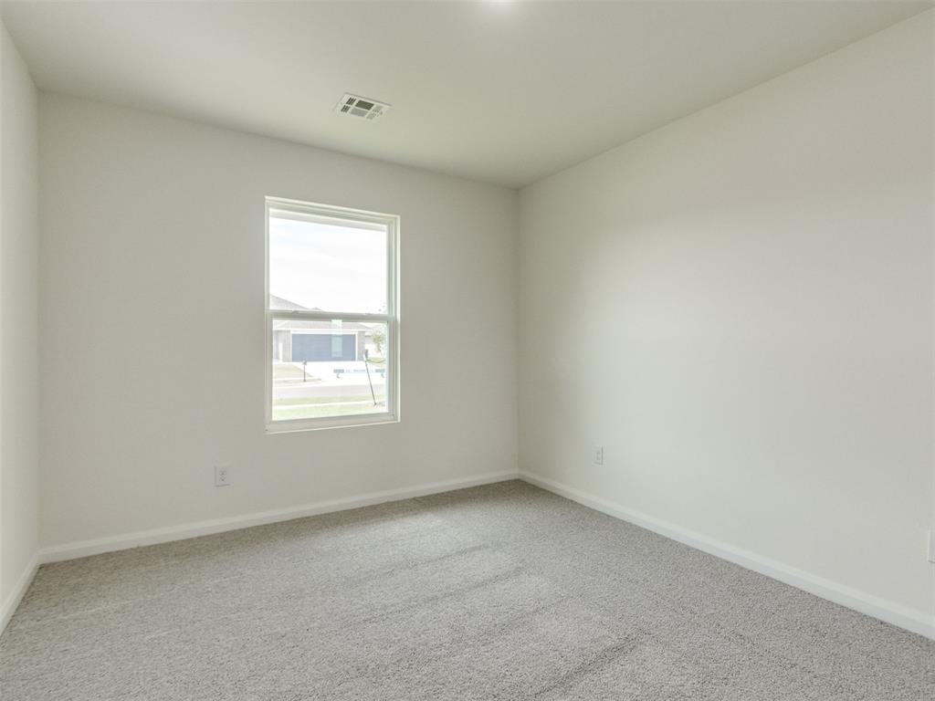 920 Hazy Brook Circle Property Photo 31