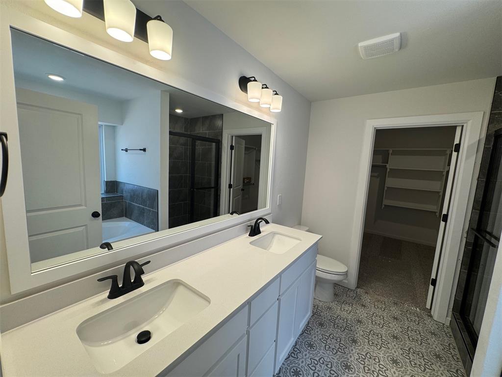 2715 Turtle Way Property Photo 6