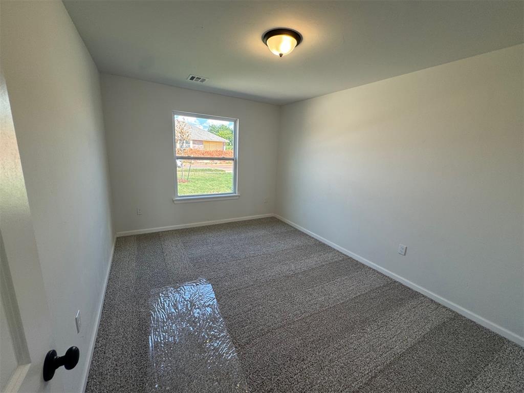 2715 Turtle Way Property Photo 13