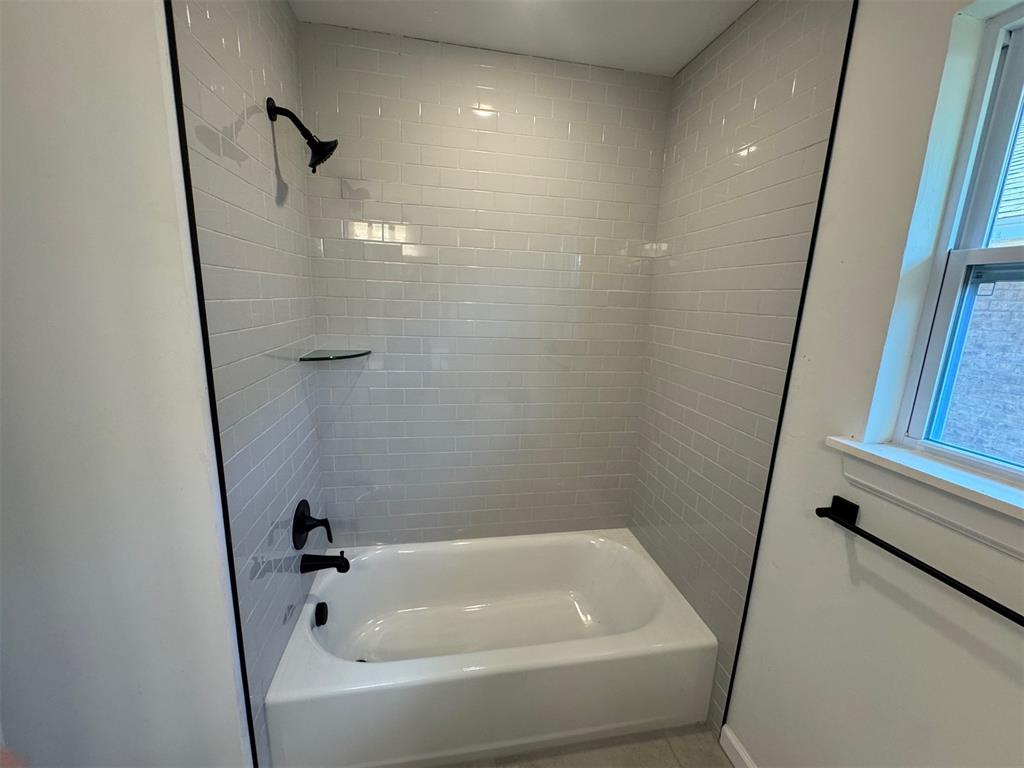 2715 Turtle Way Property Photo 14