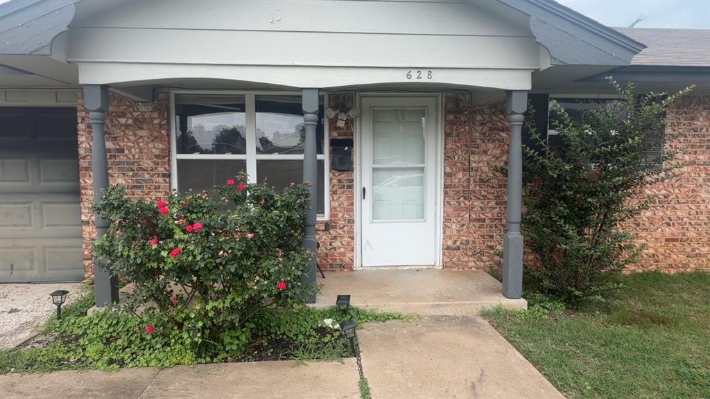 628 Juniper Avenue Property Photo 4
