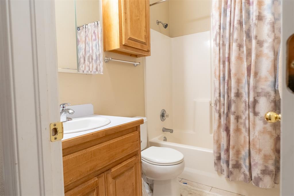 16167 N County Road 3208 Property Photo 10