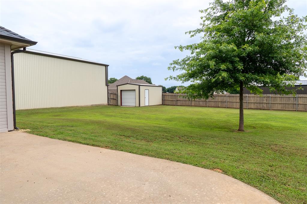 16167 N County Road 3208 Property Photo 17