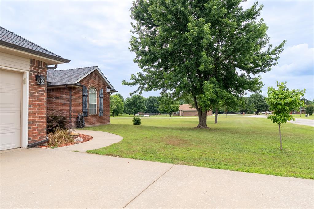 16167 N County Road 3208 Property Photo 22
