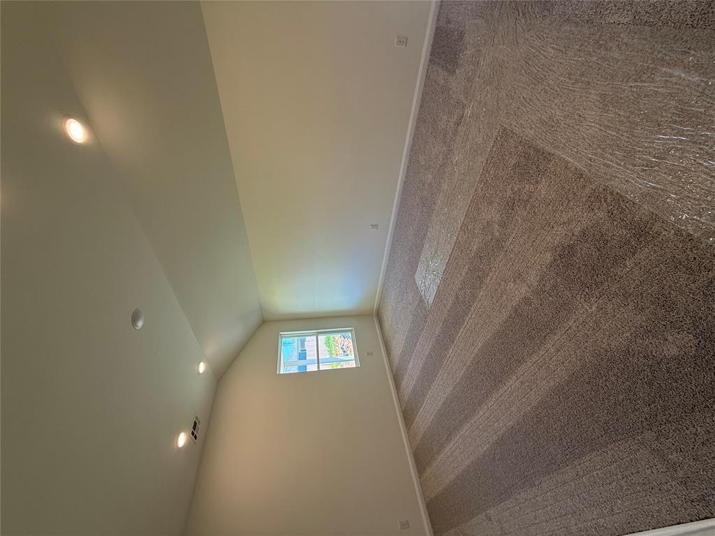 1205 E Stallion Lane Property Photo 7