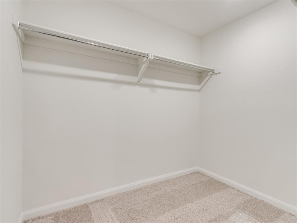 1204 E Ruger Lane Property Photo 18