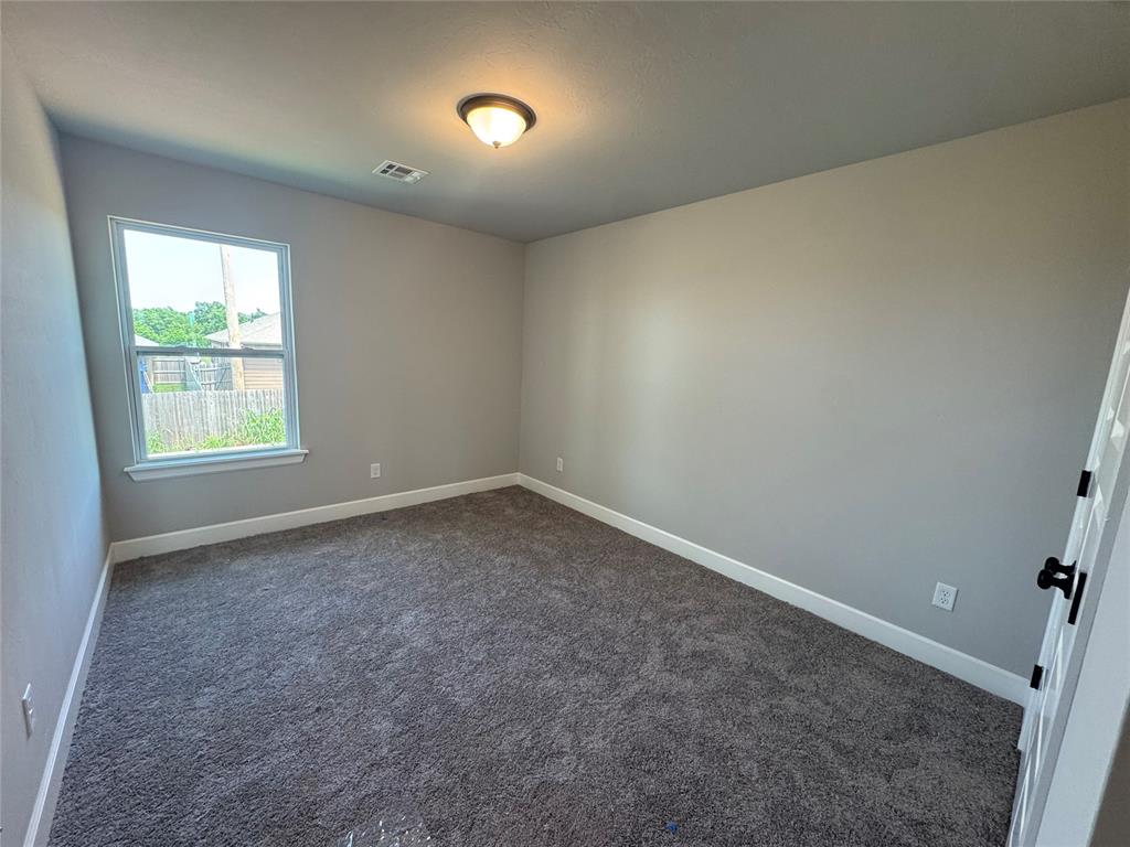 13804 Klinsman Road Property Photo 14