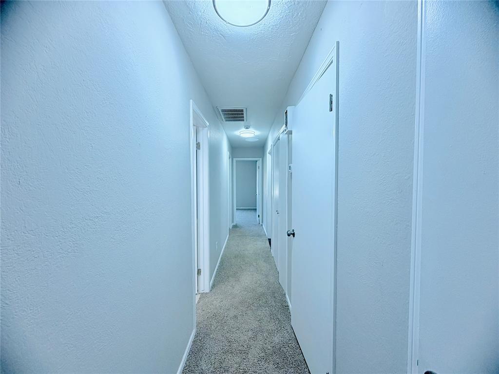 121 W Vail Drive Property Photo 18