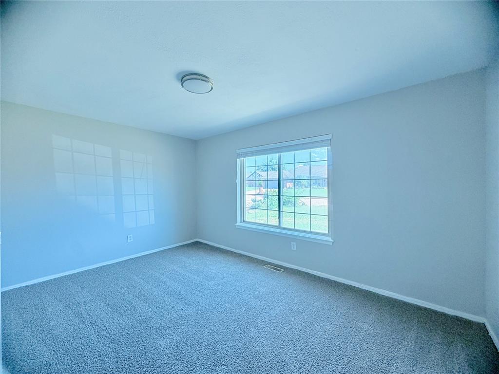 121 W Vail Drive Property Photo 21
