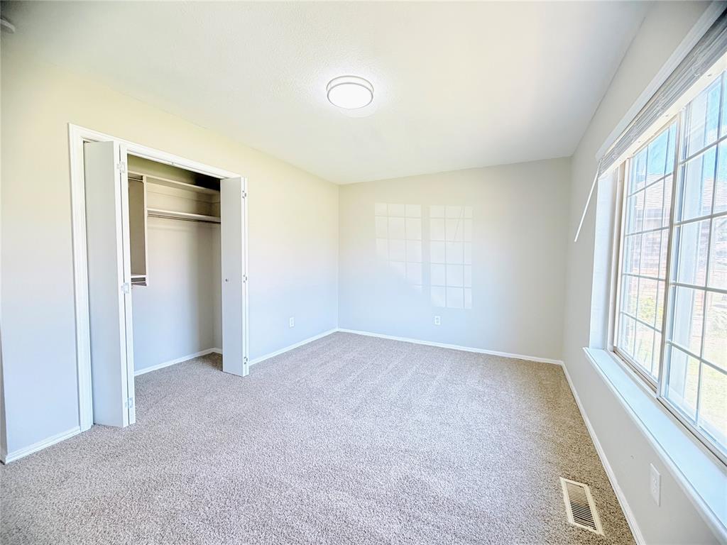 121 W Vail Drive Property Photo 22