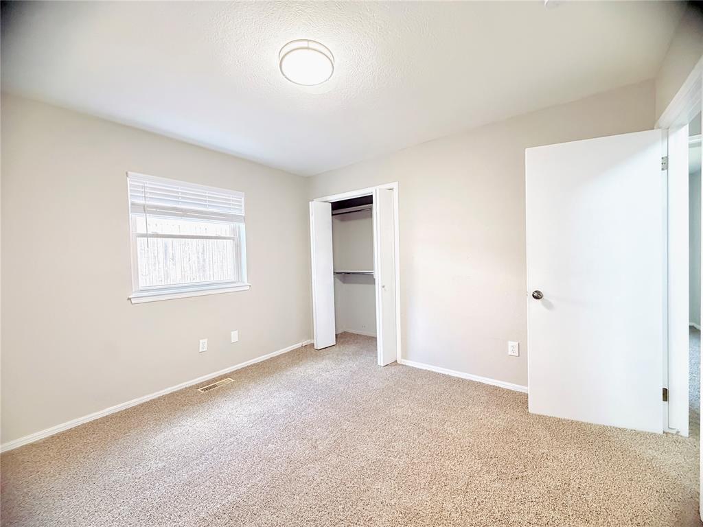 121 W Vail Drive Property Photo 24