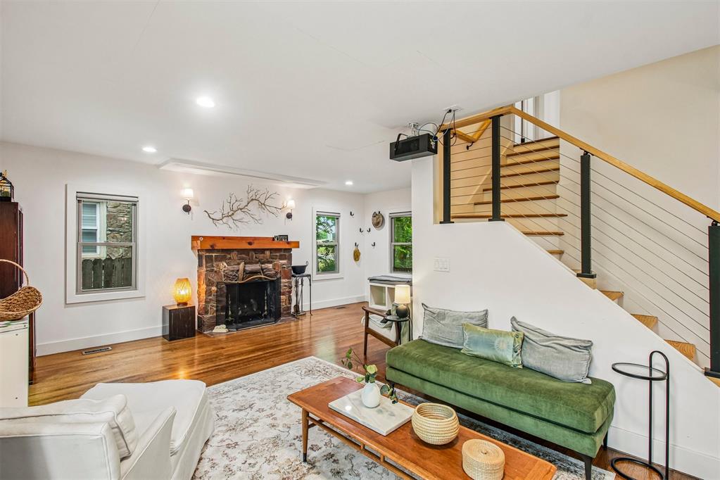 1105 Lombardy Road Property Photo 7