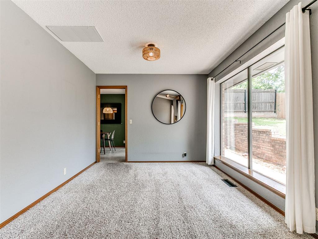 912 Stonehenge Drive Property Photo 19