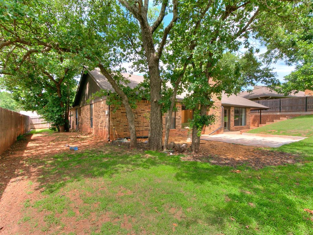 912 Stonehenge Drive Property Photo 33