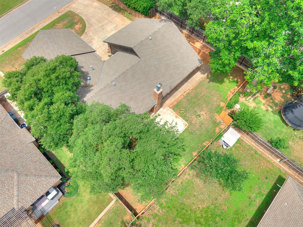 912 Stonehenge Drive Property Photo 42