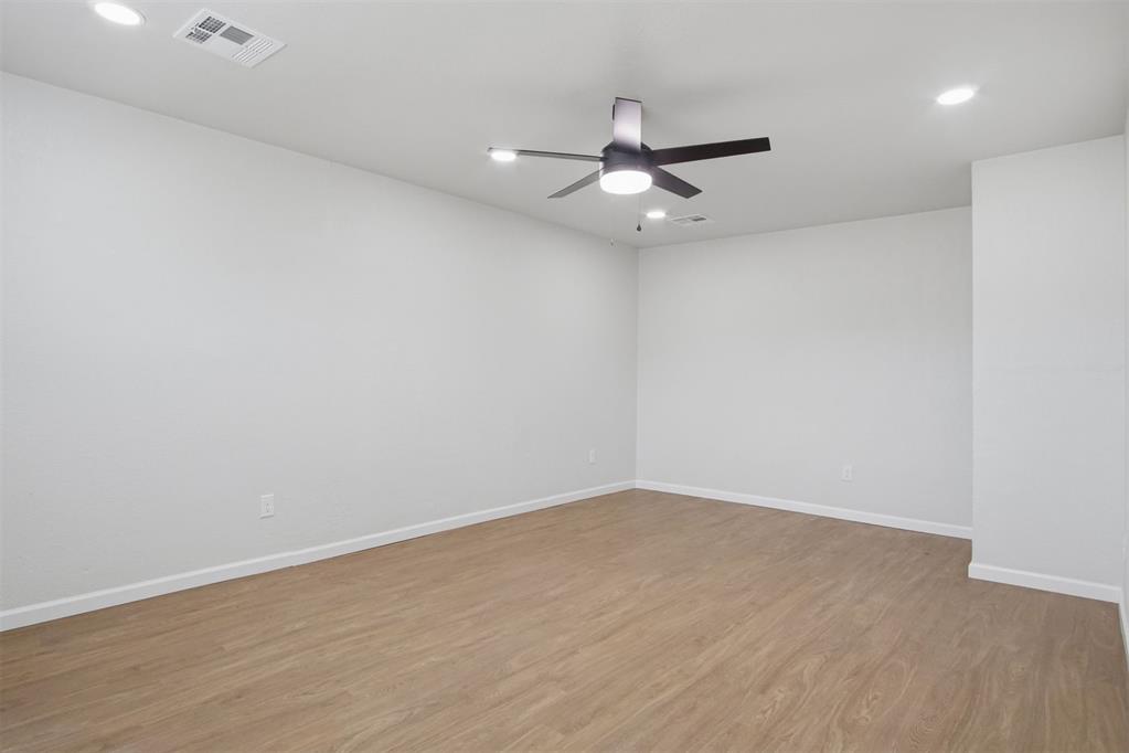 8750 154th Street Property Photo 10