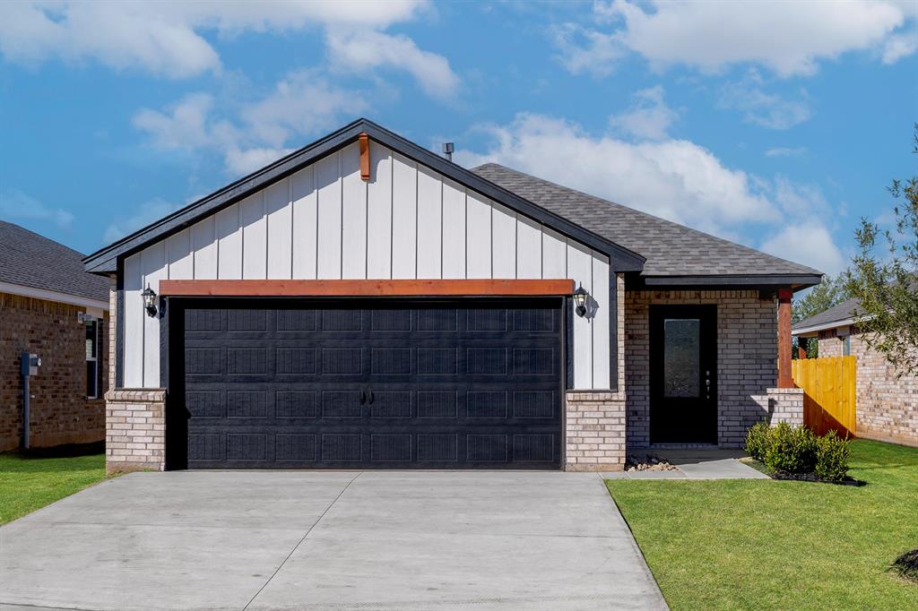 12704 Carrara Lane Property Photo 1