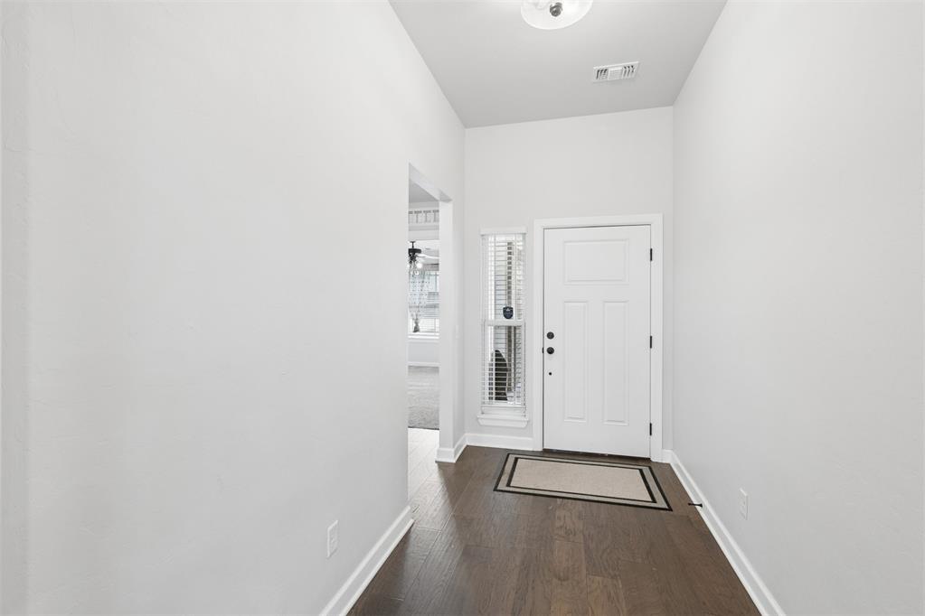 1533 Sw 157th Street Property Photo 5