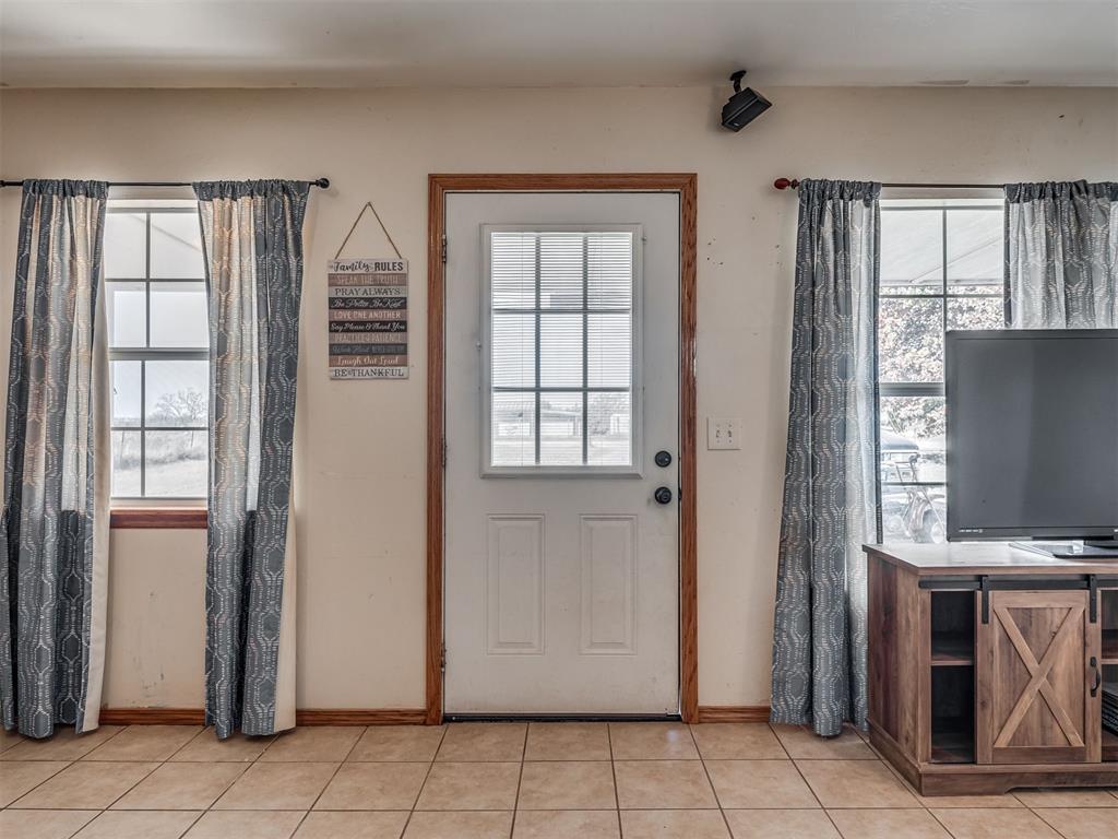 335827 E Winding Road Property Photo 7