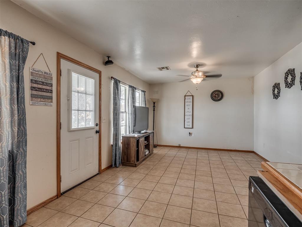 335827 E Winding Road Property Photo 8