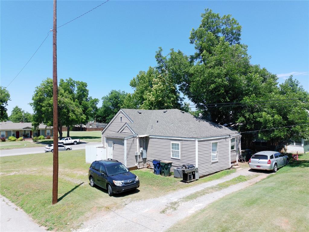 925 W Chickasha Avenue Property Photo 3