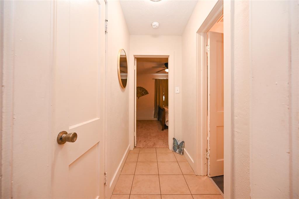 925 W Chickasha Avenue Property Photo 9