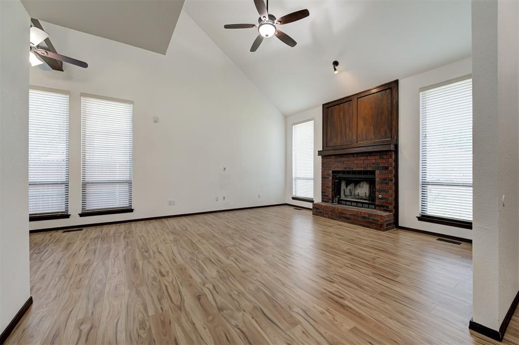 10604 Willow Ridge Drive Property Photo 4
