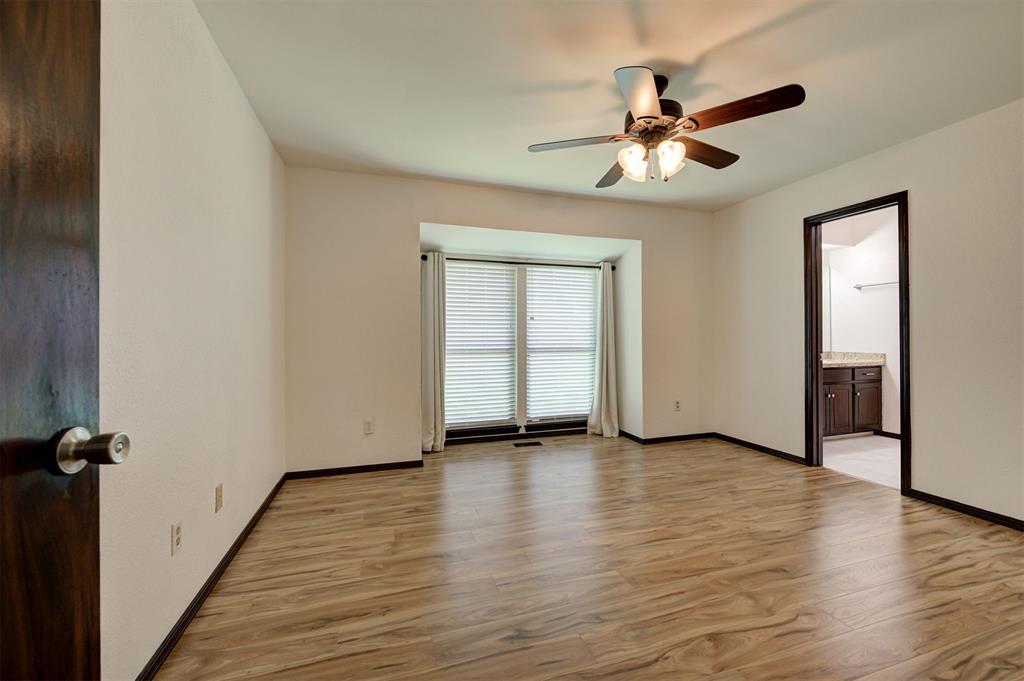 10604 Willow Ridge Drive Property Photo 16