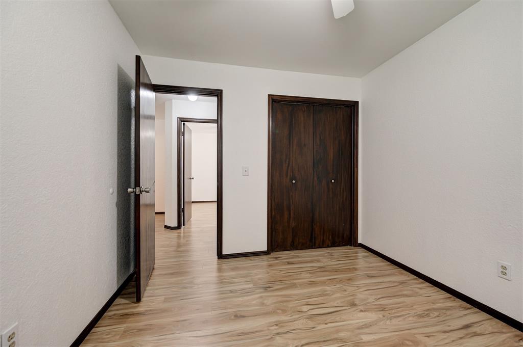 10604 Willow Ridge Drive Property Photo 27