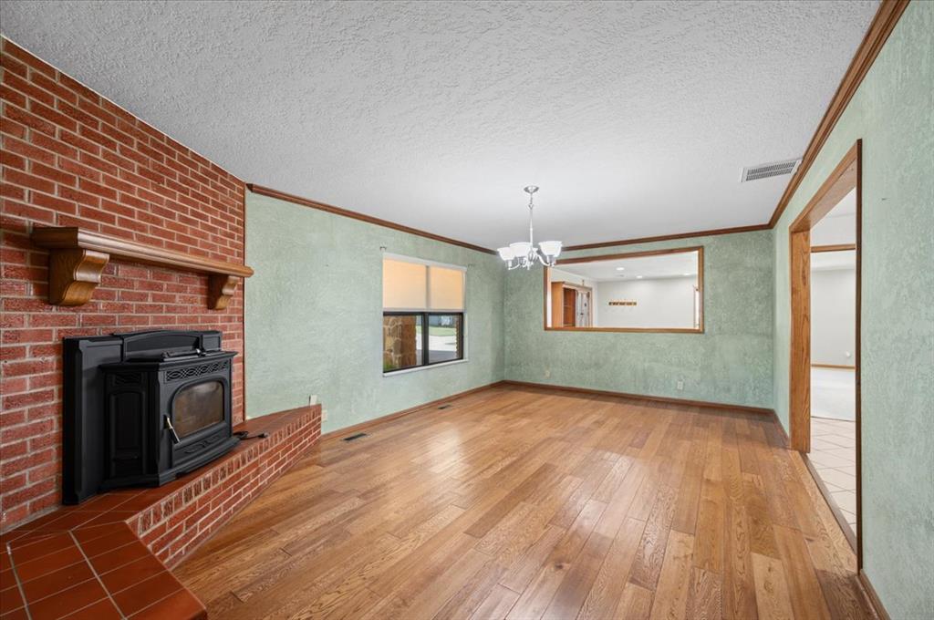 407 S Third Street Property Photo 35