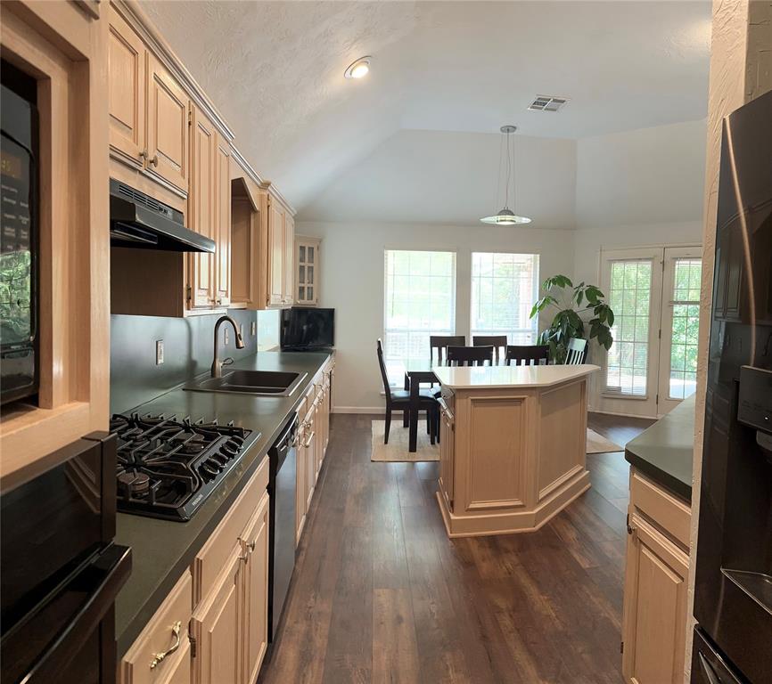 1700 Schooner Drive Property Photo 3