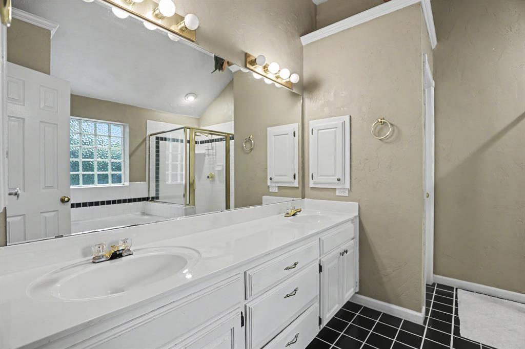1700 Schooner Drive Property Photo 7