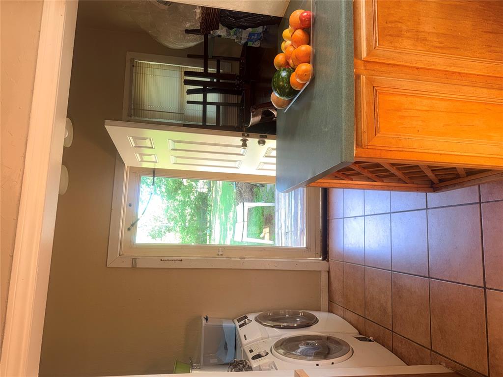 1812 Nw 32nd Street Property Photo 6