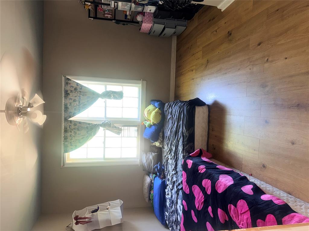 1812 Nw 32nd Street Property Photo 9