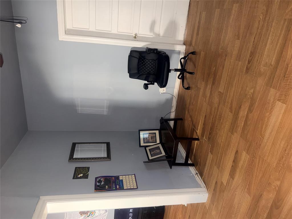 1812 Nw 32nd Street Property Photo 17