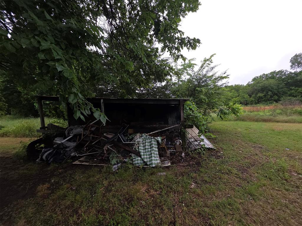 420 E Douglas Street Property Photo 5