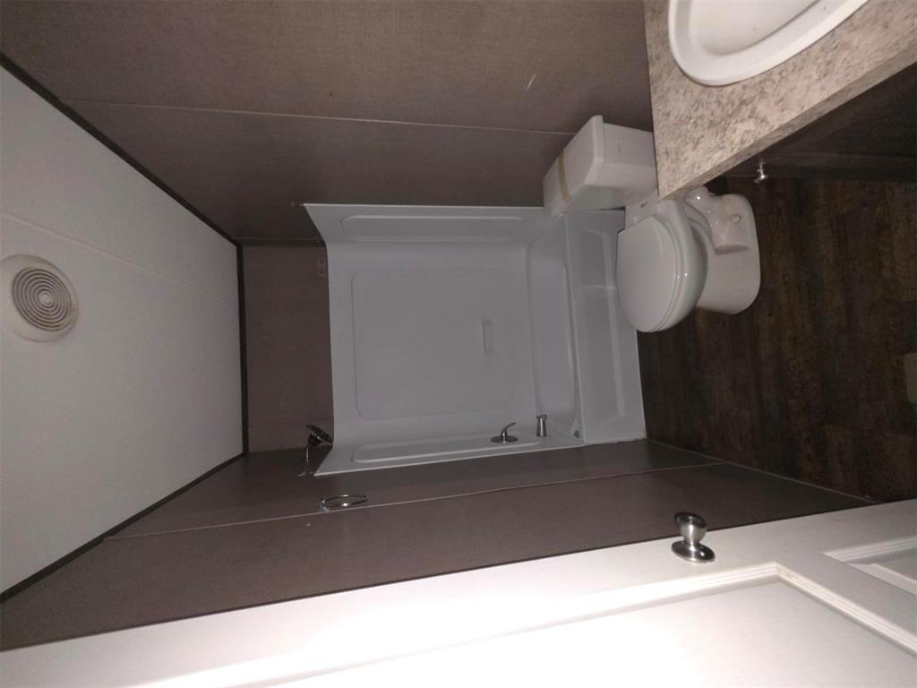 420 E Douglas Street Property Photo 14