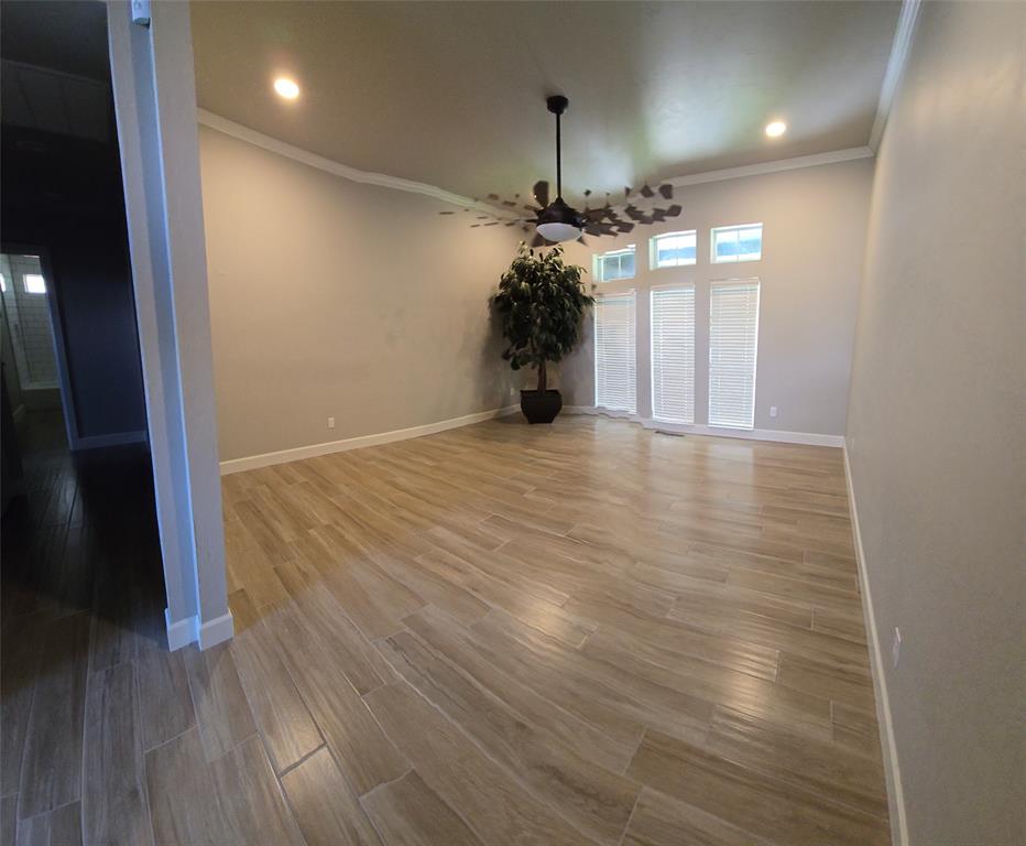 1520 W Agate Way Property Photo 9