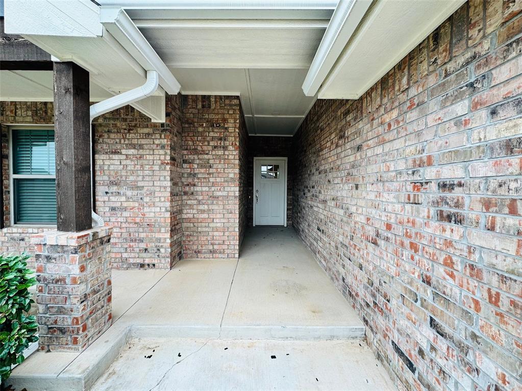 8332 Rainier Street Property Photo 2