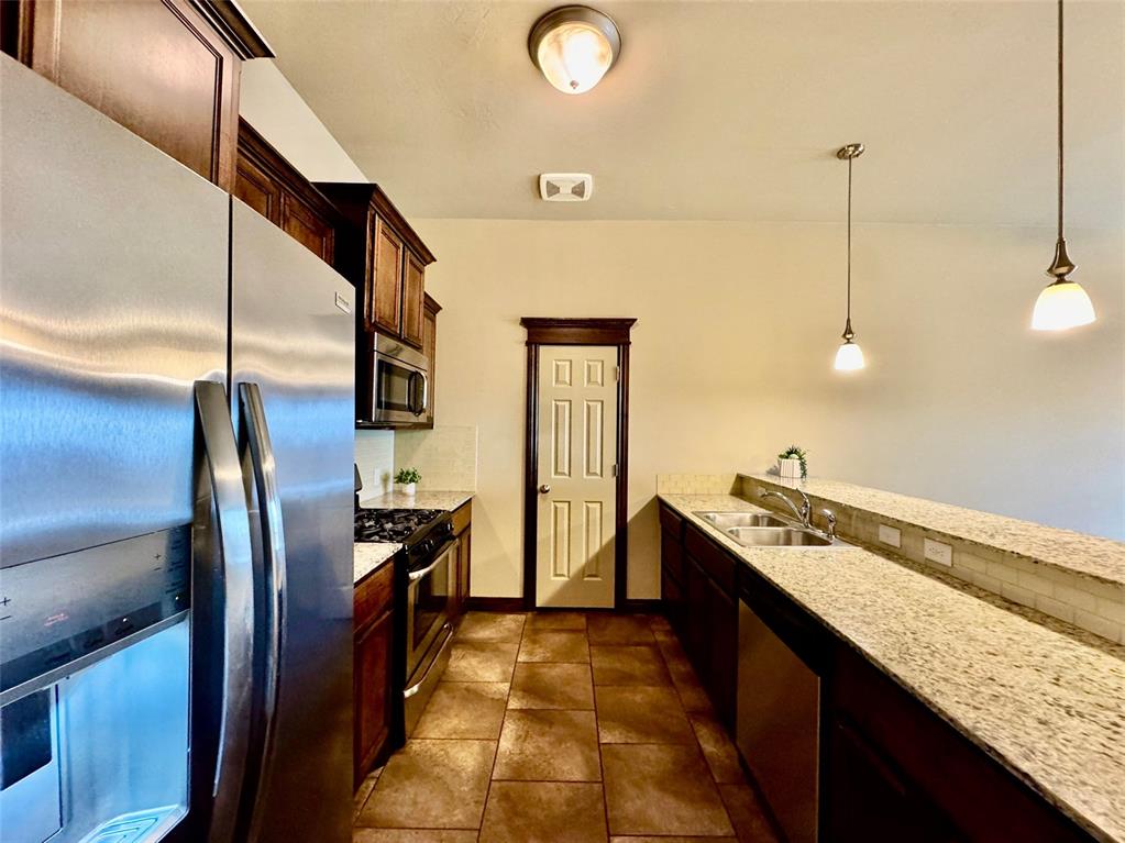18210 Manera Way Property Photo 5