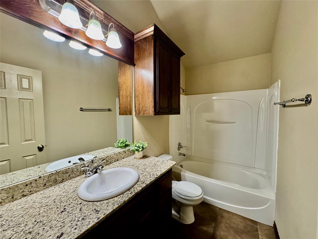 18210 Manera Way Property Photo 13